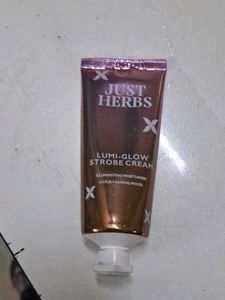 Just Herbs Lumi-Glow Strobe Cream