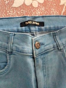 Light Blue Cropped Denim Jeans