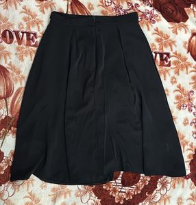 Skirt with inbuilt short