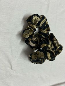 Elegant Black & Gold Scrunchie