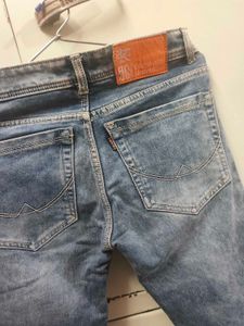 Light Wash Slim Fit Jeans