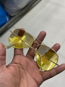Ray-Ban Aviator Sunglasses