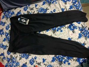 Classic Black Leggings - Comfortable &amp; Versatile