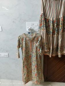 Beautiful Ethnic Kurta Set with Bag
