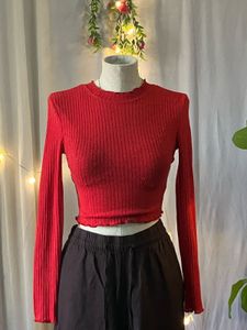 Red Ribbed Long Sleeve Crop Top