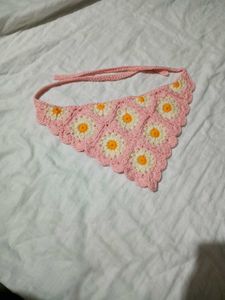 Crocheted Daisy Bandana