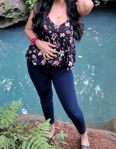 Beautiful Outfit ( Backless Top And Jeans )