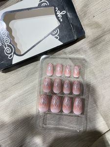 Press-On Nails with Glitter Design