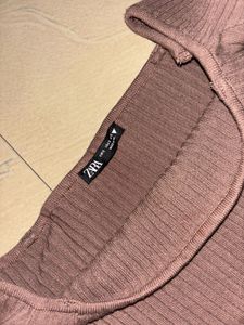 Ribbed Long Sleeve Crop Top