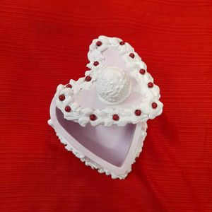 Heart-Shaped cake Trinket Box
