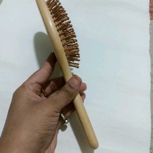 Set of 1 Wooden Hair Brushes