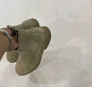 H&amp;M Chelsea Boots