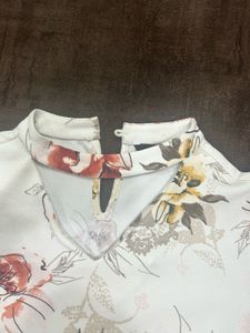 Floral Cut-out Top