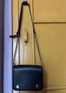 Chic Black Crossbody Bag