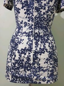 Blue Floral Print Mini Dress with Side Slit