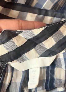 Chic Gingham Print Blouse