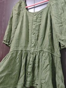 Chic Green Peplum Button-Up Top