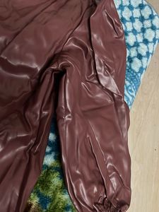 Stylish Burgundy winter coat🧥