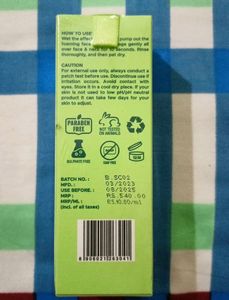 Indulgeo Essentials Cleanser