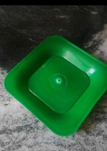 Green Bird Feeder Dispenser