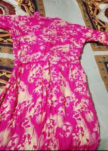 Vibrant Pink Floral Kurta
