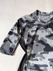 ADIDAS Shirt🩶