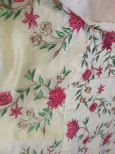 Elegant Yellow Embroidered Kurta