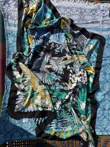 Tropical Print Scarf - Vibrant Toucan Design
