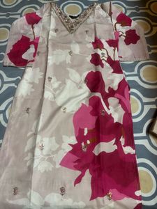 Elegant Kurta Set with Sequins