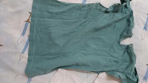 Girls' Tops