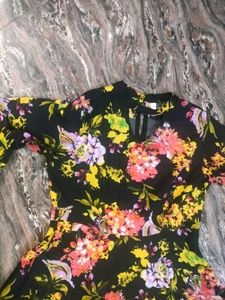Flowy Floral Print Midi Dress