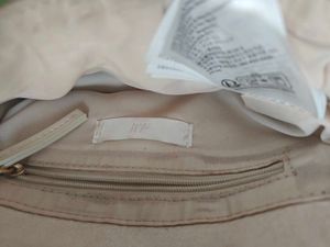 ✨ H&amp;M Textured Shoulder Bag ✨