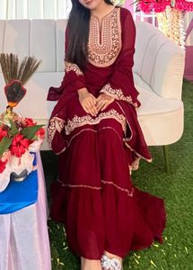 Maroon Sharara set