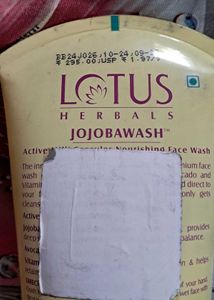 Lotus Face Wash &amp; Himalaya lip bam