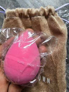 Bobbi Brown Blender Pouch - New with  beauty  blen