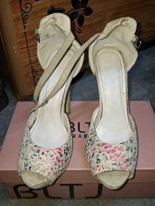 Floral Print Peep-Toe Heels