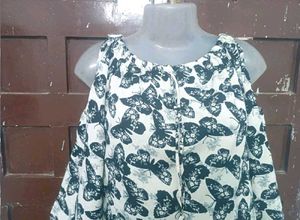 Stylish Cold Shoulder Butterfly Print Top
