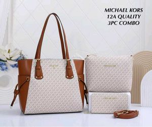 Micheal kors handbags Combo