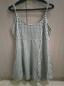 Forever 21 Gingham Print Spaghetti Strap Dress