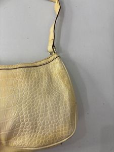 Stylish Cream Croc-Embossed Shoulder Bag