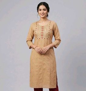 Elegant Embroidered Kurta