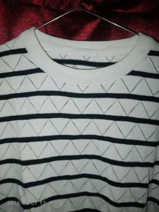 Chic Striped Knit Top