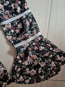 Floral Print Flared Sleeve Dress