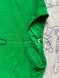 Green Selfie Camera T-Shirt