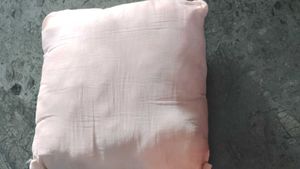 Set of 4 White Square Cushions