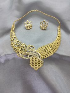 Jewellery Set With Earrings