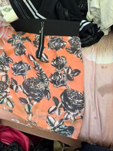 Floral Print Mini skirt