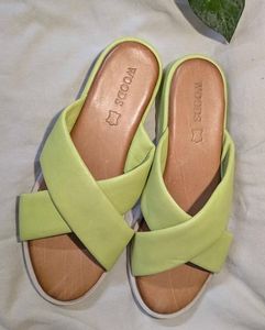 WOODS Criss-Cross Flat Sandals size 41 🥂