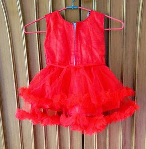 Very Cute And Beautiful Partywear Net Frock