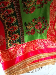 BRAND NEW SHAWL FOR SALE !!